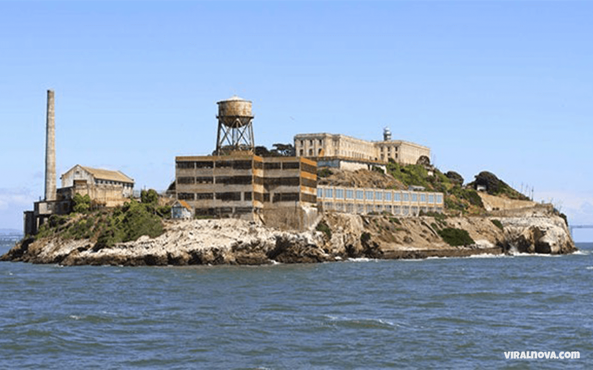 Alcatraz - 25 Things You Can Find On These 25 Bizarre Islands That Seem To Freaky To Be Real