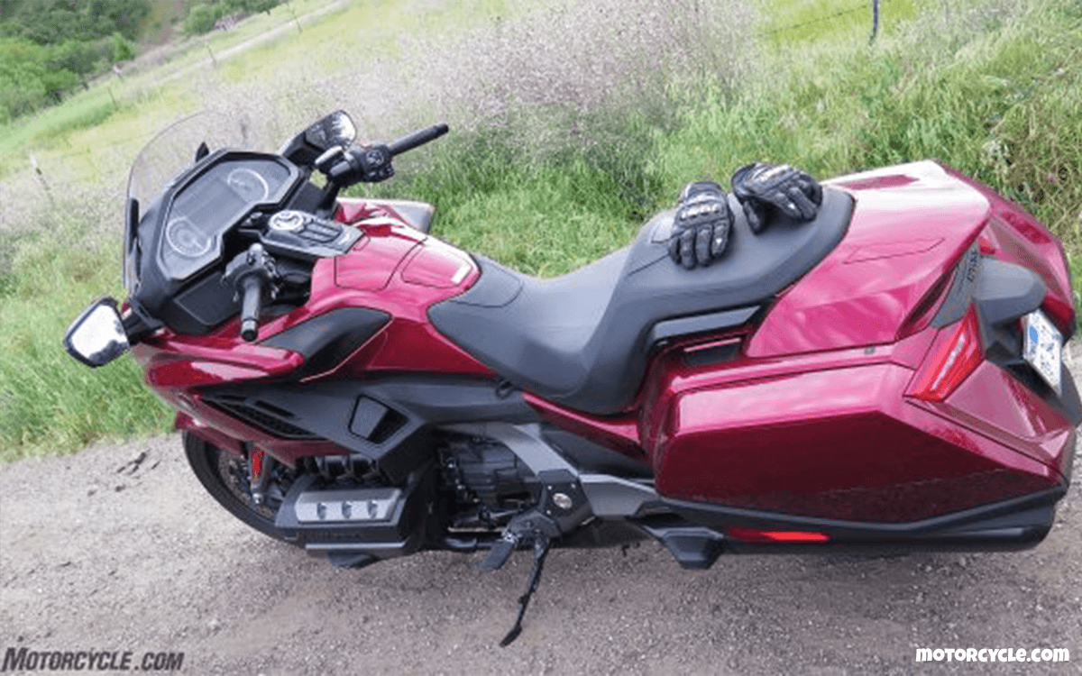 Locking Saddlebags - Must Have Motorcycle Gear before your next ride