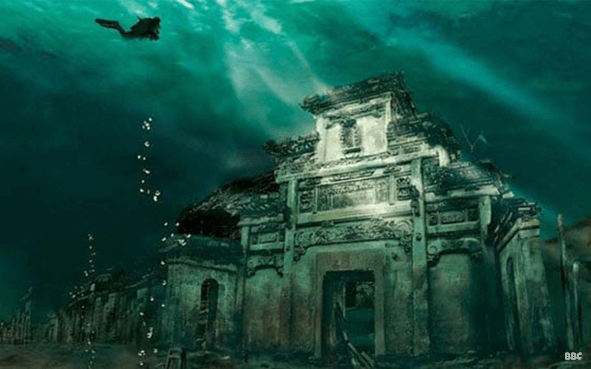 Shi Cheng - Abandoned Settlements That Are Now Underwater